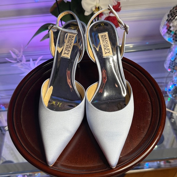 Badgley Mischka Lucille Heart Heel Slingback Pumps - Picture 13 of 14